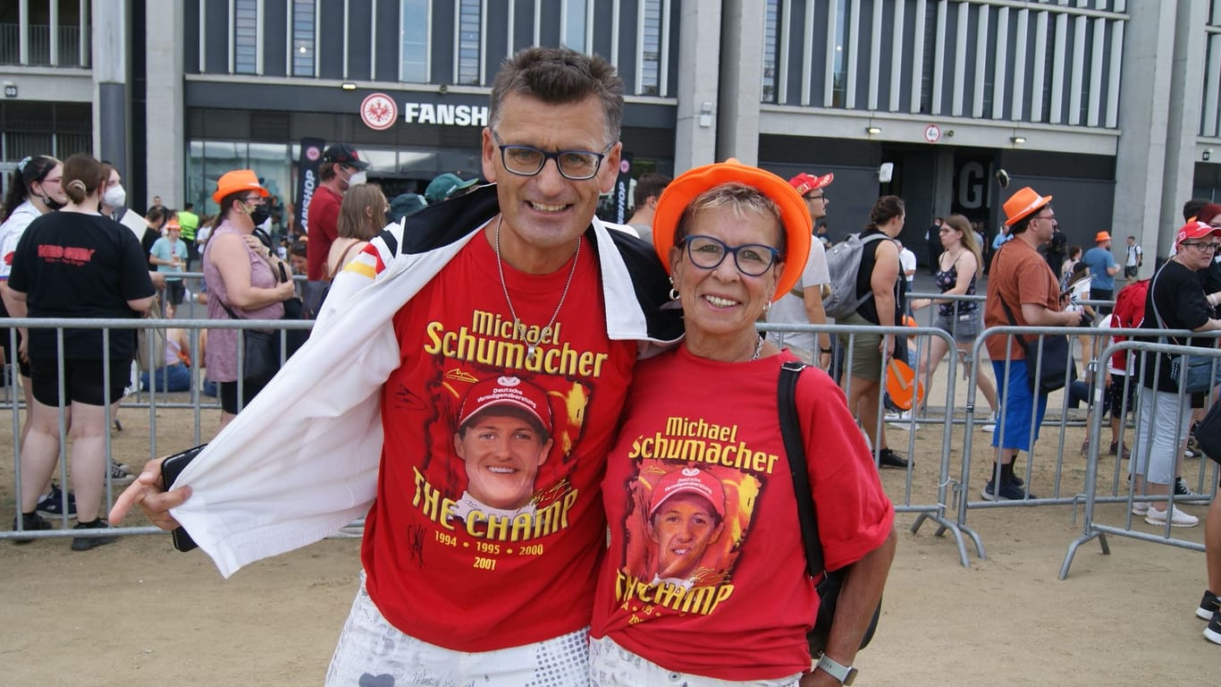Markus Pielach und Birgit Schanz: Das Paar aus dem Taunus ist großer Michael-Schumacher Fan.
