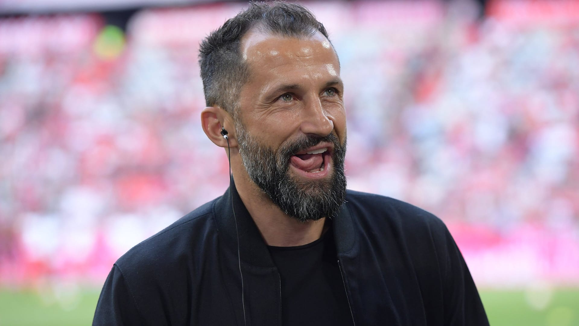 Hasan Salihamidzic: Der Ex-Profi der Münchner hat seinen Vertrag als Sportvorstand beim FC Bayern vorzeitig bis 2026 verlängert.