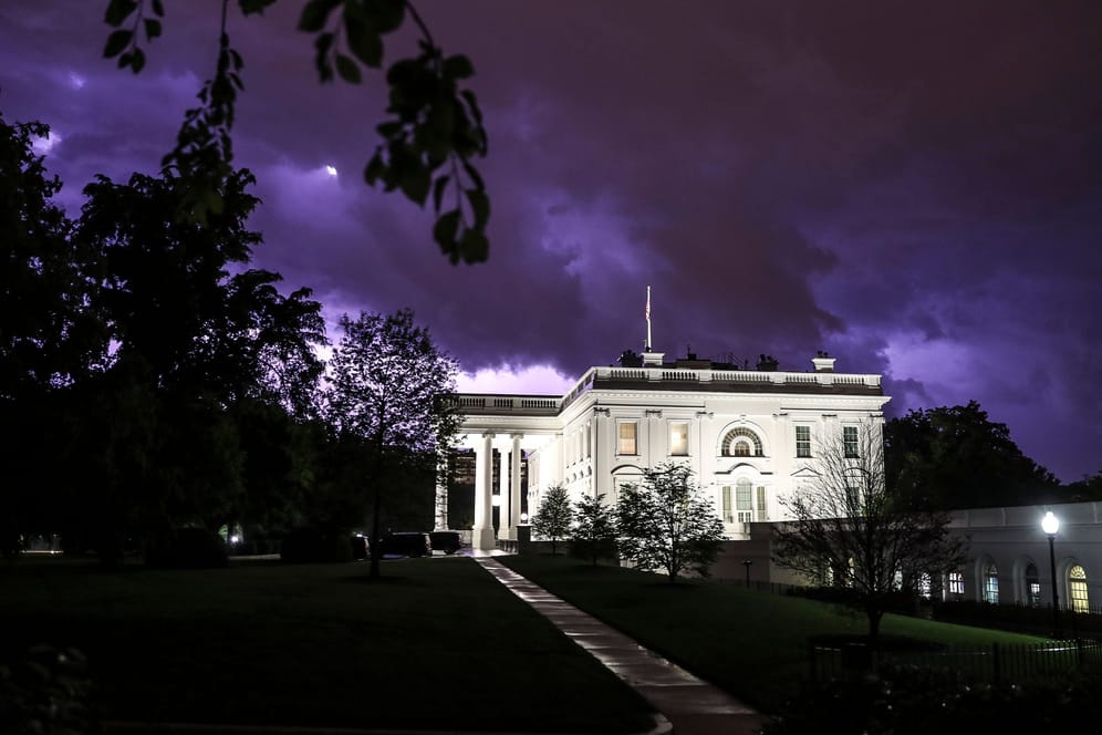 Gewitter über dem Weißen Haus (Archivbild): Zwei Menschen sind gestorben, zwei wurden verletzt.