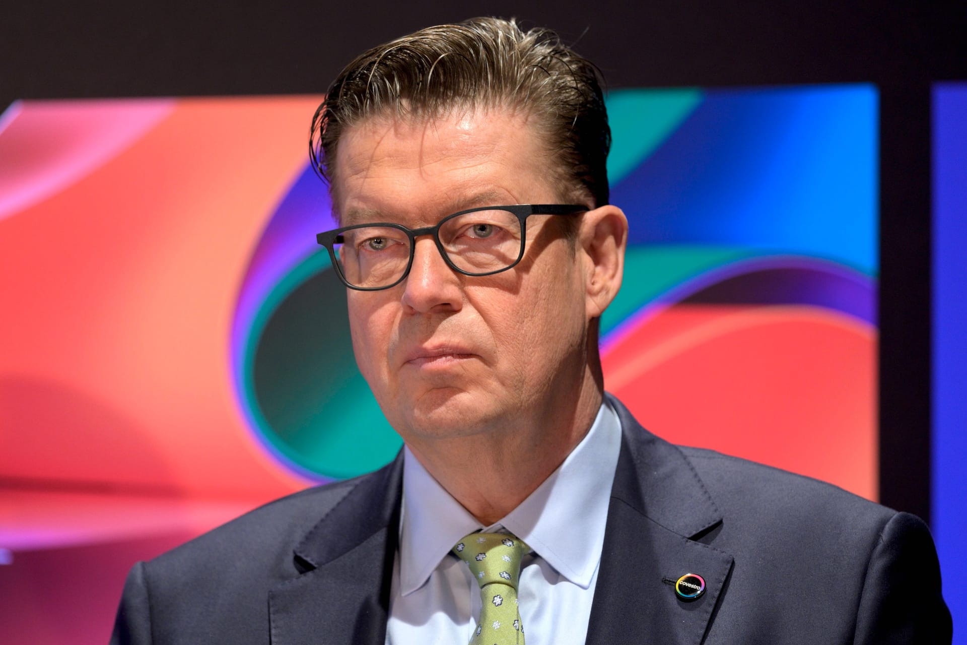 Covestro-Chef Klaus Schäfer (Archivbild): Schäfer rechnet aufgrund der Energiepreise mit hohen Mehrkosten für sein Kunststoffkonzern. Covestro-Chef Klaus Schäfer (Archivbild): Schäfer rechnet aufgrund der Energiepreise mit hohen Mehrkosten für sein Kunststoffkonzern.