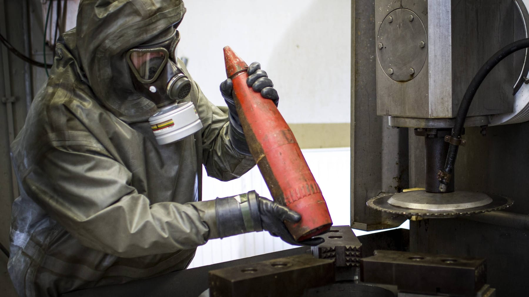 Firm Raid: Chemical substances for War Agents Sent to Russia?