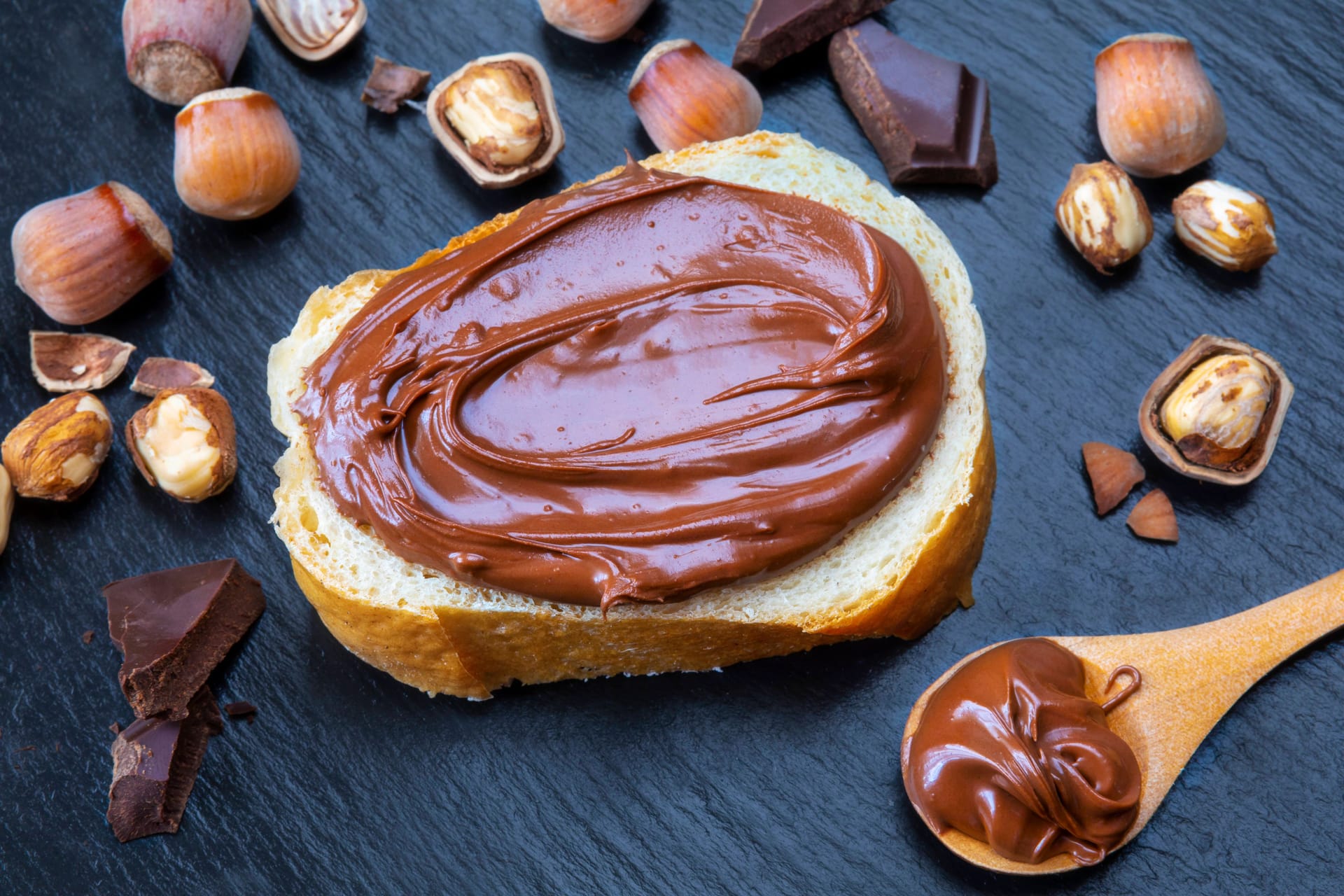 Nuss-Nougat-Creme: "Öko-Test" hat mehrere Produkte auf Aspekte wie zu viel Zucker getestet.