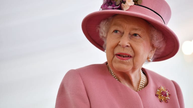 Königin Elizabeth II: Die Queen hat mit gesundheitlichen Problemen zu kämpfen.