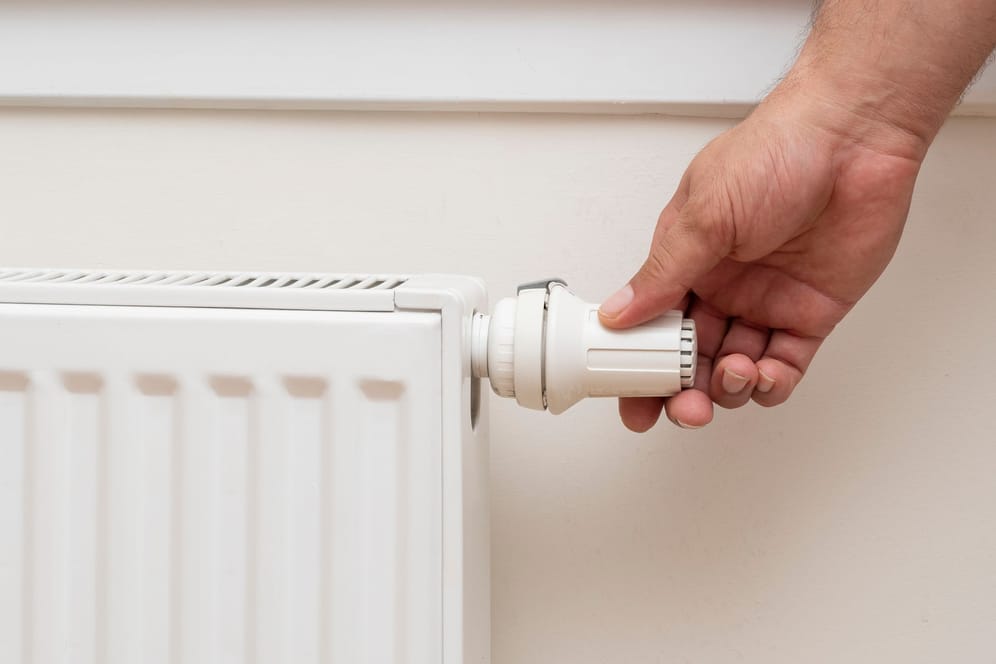 Heizung: Den Thermostat vollständig herunterzudrehen, kann zu Problemen führen.