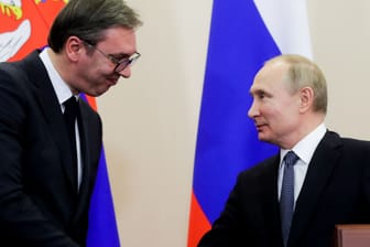 Bislang gute Beziehungen: Aleksander Vučić und Wladimir Putin.