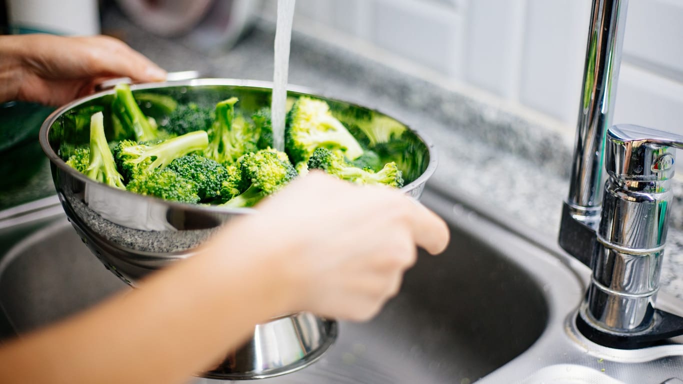 Brokkoli: Vor dem Verzehr sollte er gründlich gewaschen werden.