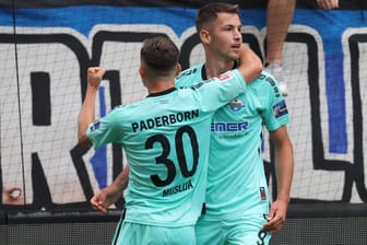 Jubel beim SC Paderborn: Der Klub behält die Tabellenführung.