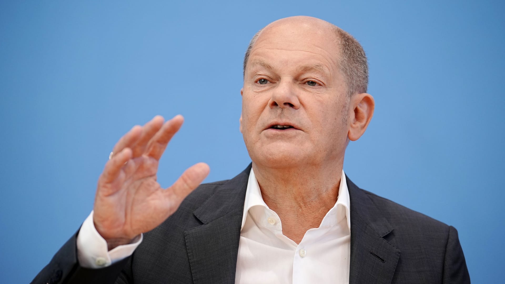 Bundeskanzler Olaf Scholz (SPD) will die Einnahmen aus der Mehrwertsteuer auf die geplante Gasumlage umverteilen.