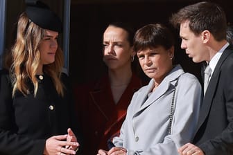 Stéphanie von Monaco mit ihren drei Kindern: Zwei von ihnen posierten gemeinsam auf einer Jacht.