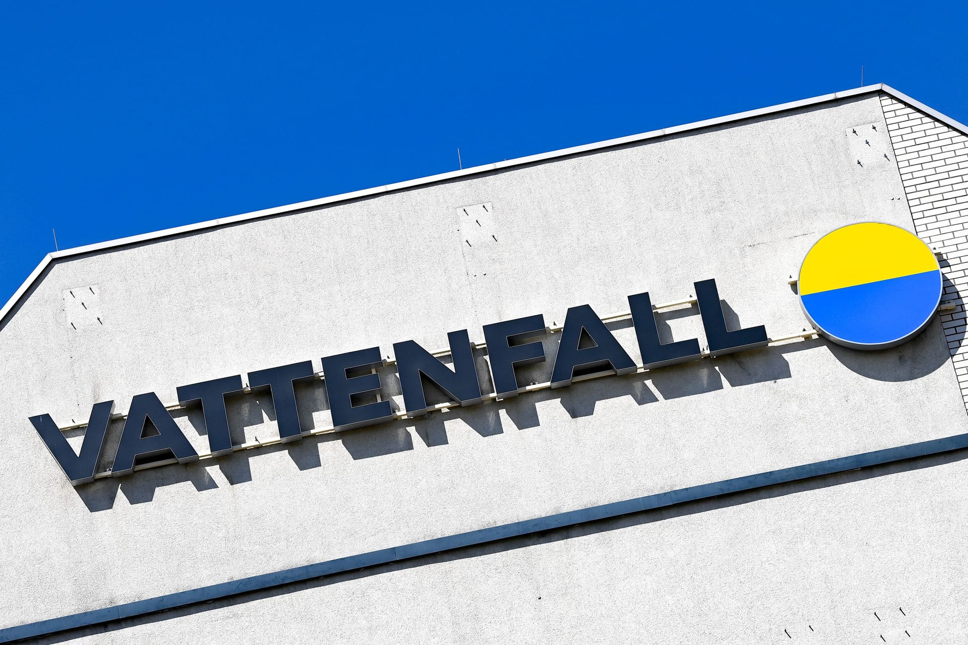 Das Logo von Vattenfall: Der Energieversorger erhöht die Tarife.