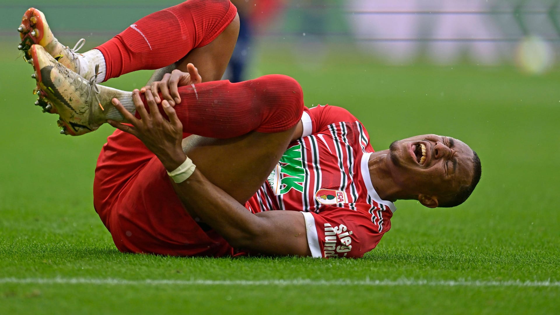 Felix Uduokhai: Im Spiel gegen Mainz 05 hat sich der Verteidiger verletzt.