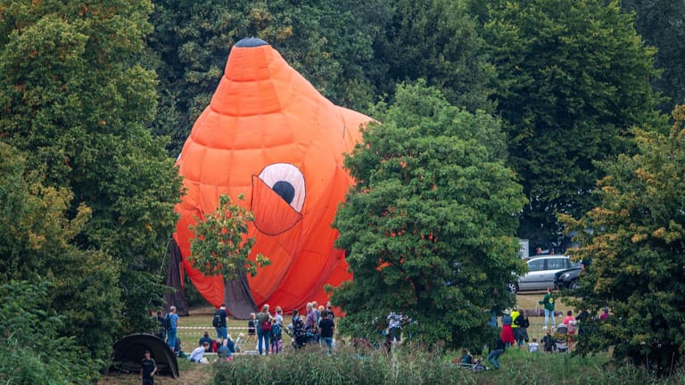51. Montgolfiade mit Ballonglühen