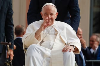 Papst Franziskus: Hat der Pontifex auf seiner Reise nach L'Aquila seinen Rücktritt angedeutet?