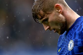 LONDON, ENGLAND - OCTOBER 02: Timo Werner of Chelsea reacts during the Premier League match between Chelsea and Southampton at Stamford Bridge on October 02, 2021 in London, England.