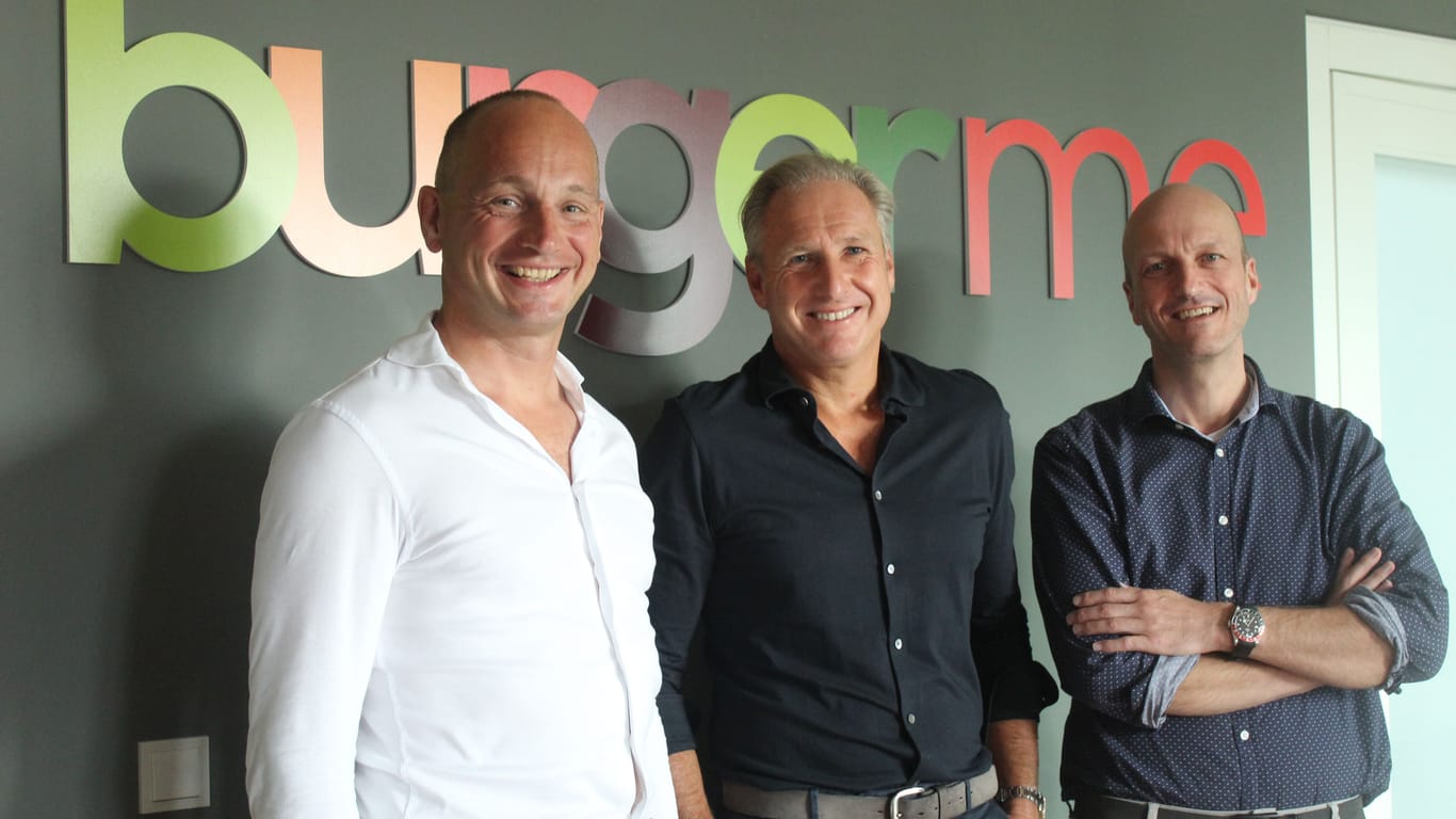 Johannes Bankwitz, Stephan Gschöderer und Jens Hochhaus (von links nach rechts) halten bei Burgerme die Fäden in der Hand. Das Unternehmen liefert Burger und aktuell beeindruckende Geschäftszahlen.