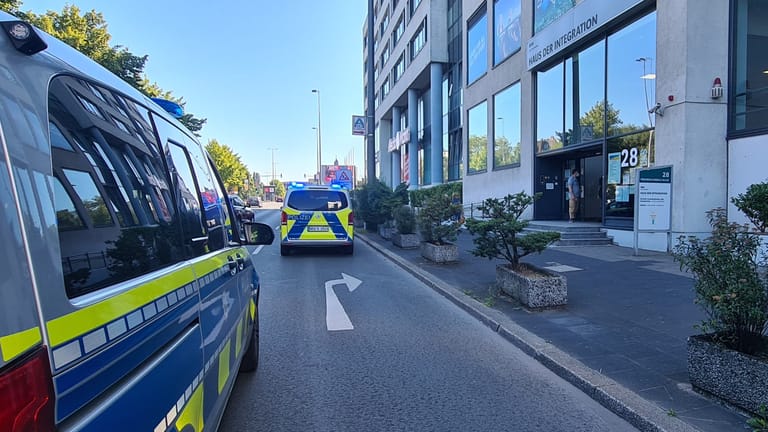 Polizei in Wuppertal im Einsatz: Ein Tatverdächtiger wurde festgenommen.
