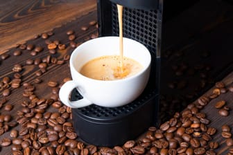 Mit einer Espressomaschine schmeckt der Kaffee wie vom Barista.