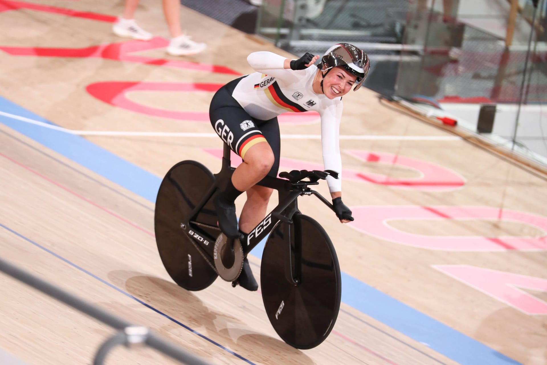 Lisa Klein bei den Olympischen Spielen 2021 in Tokio (Archivbild): In der Mannschaftsverfolgung war sie Teil des Teams, das Gold für Deutschland holte.