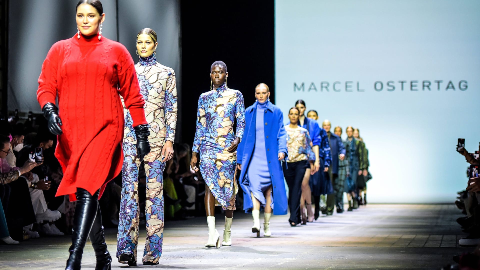 Models auf der Fashion Week in Berlin (Archivbild): Sie findet vom 5. bis zum 10. September in einer neuen Location statt. Models auf der Fashion Week in Berlin (Archivbild): Sie findet vom 5. bis zum 10. September in einer neuen Location statt.