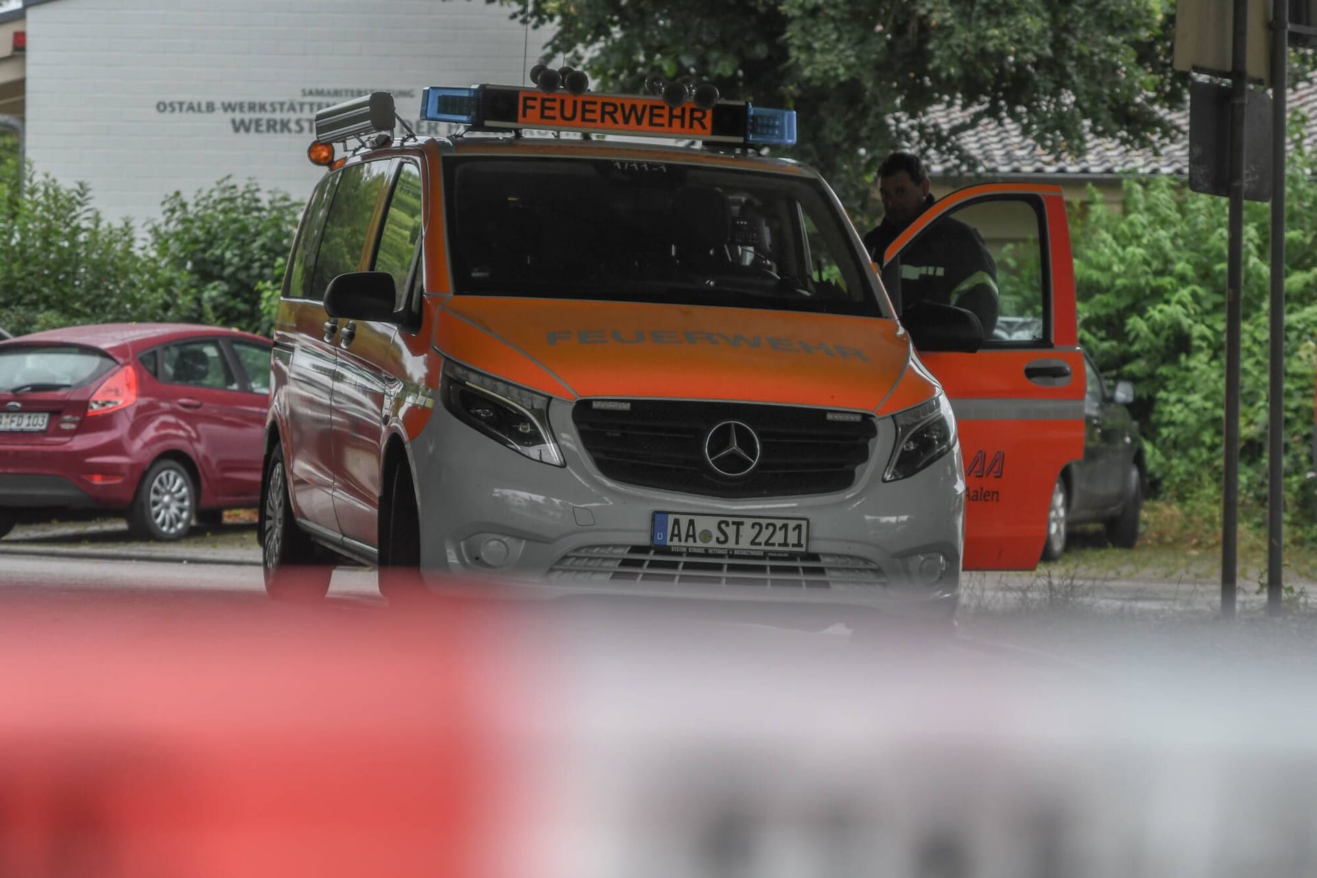 Rettungswagen in Baden-Württemberg (Symbolfoto): In Stuttgart sind bei einem Unfall fünf Menschen verletzt worden.