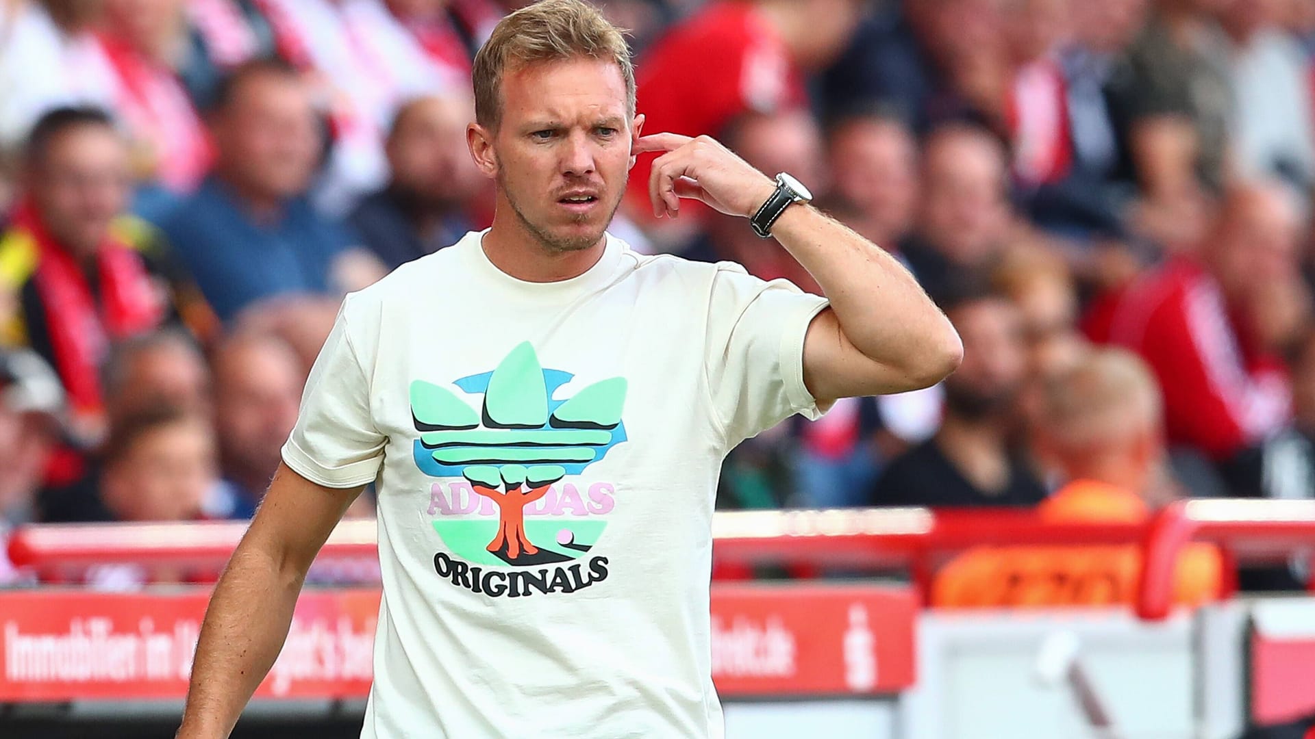 Julian Nagelsmann: Der Trainer des FC Bayern lässt sich noch nicht von der Tabelle beeinflussen. Julian Nagelsmann: Der Trainer des FC Bayern lässt sich noch nicht von der Tabelle beeinflussen.