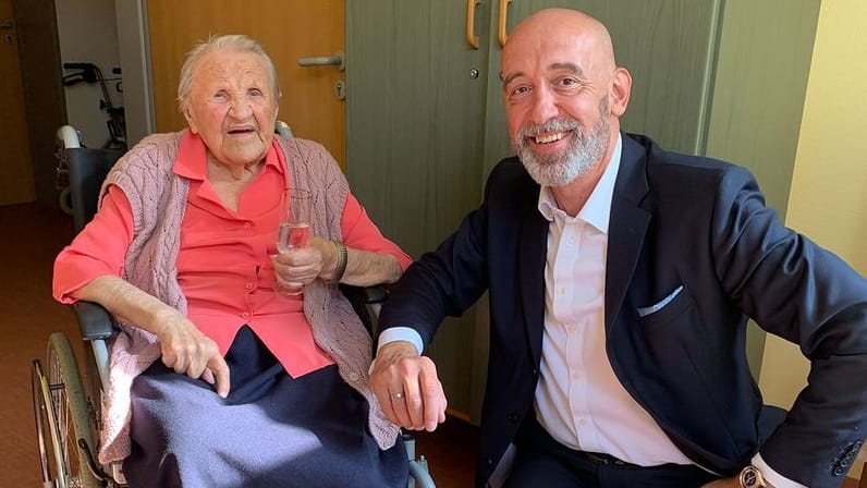 Anna Cernohorsky aus Bautzen an ihrem 112. Geburtstag.