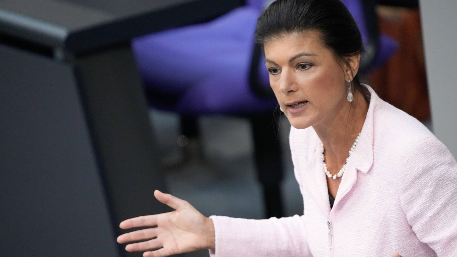 Die Linke | Wagenknecht Verteidigt Sich: "Selten So Viel Zustimmung ...