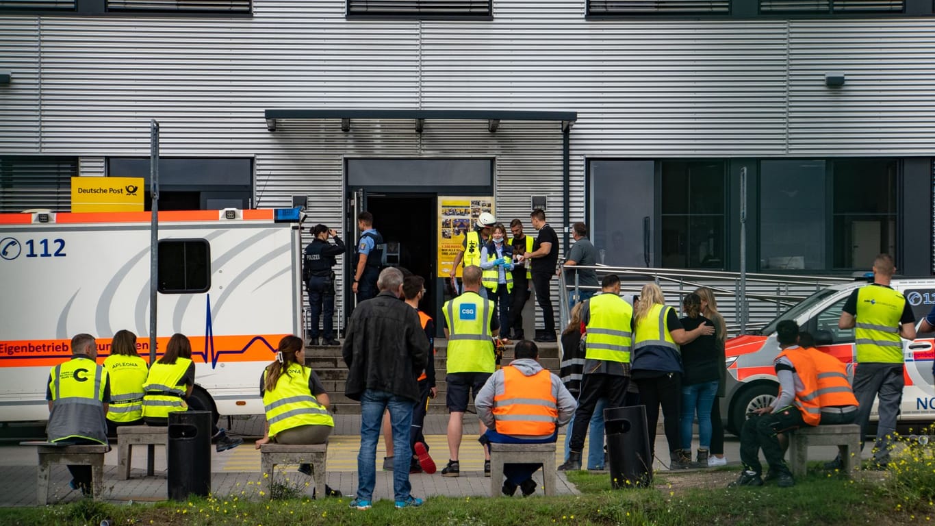 DHL Verteilerzentrum in Obertshausen: Die Polizei hat hierzu die Ermittlungen aufgenommen.