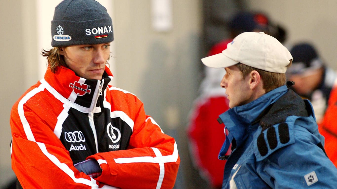 Sven Hannawald und Jens Weißflog (r.): Die beiden früheren Skispringer im Jahr 2005.