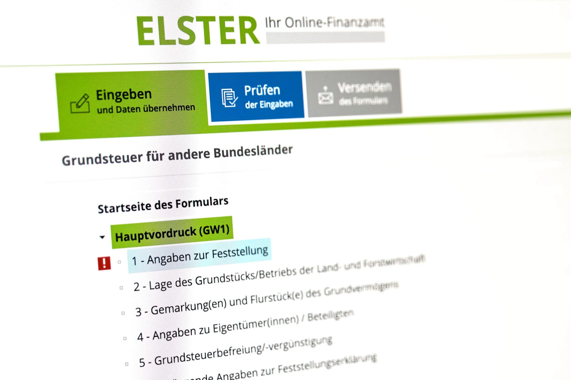 Grundsteuererklärung mit Elster (Symbolbild): Für mehr als 35 Millionen Immobilien und Grundstücke ist dieses Jahr eine extra Steuererklärung nötig.