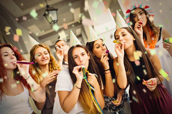 Glückwünsche zum 18. Geburtstag Sprüche, Zitate & Reime zur Volljährigkeit