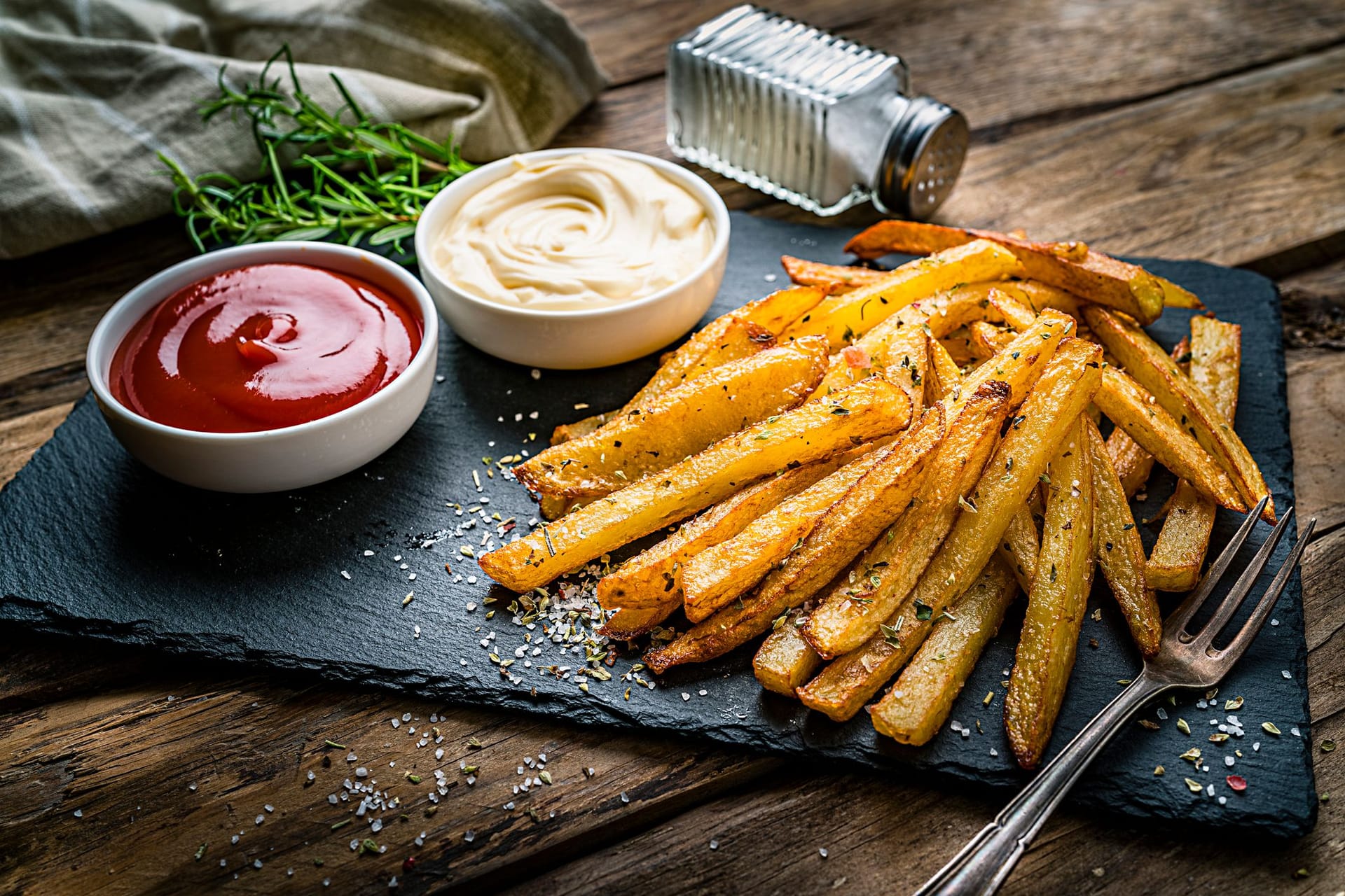 Leicht und Lecker: Wer Ketchup und Mayonnaise selber macht, spart auch Kalorien.