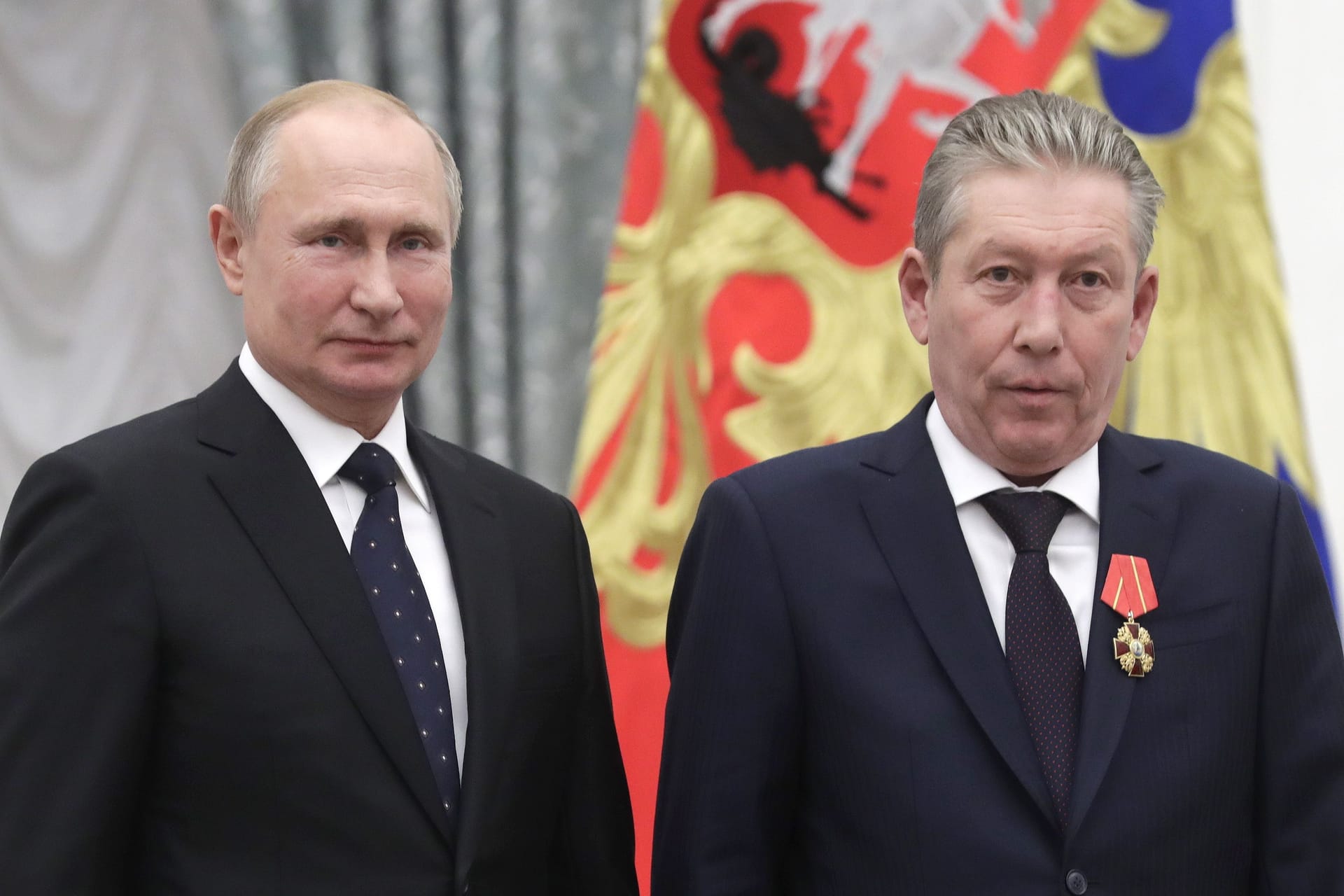 Ravil Maganow: Hier erhält der gestorbene Ölmanager 2019 einen Orden von Präsident Wladimir Putin.