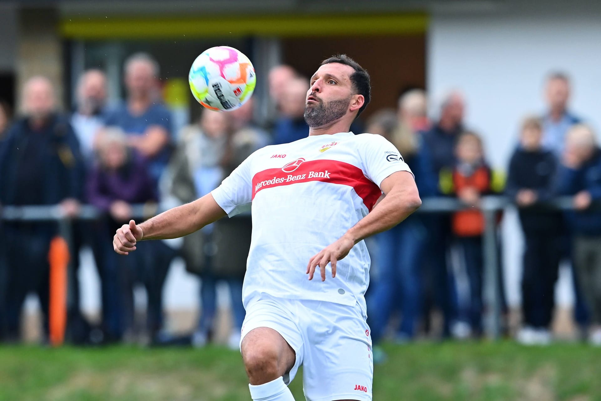 Kevin Kuranyi beim Spiel gegen Poltringen: Der frühere VfB-Star begeisterte seine Fans bei der Partie nicht nur mit drei Toren.