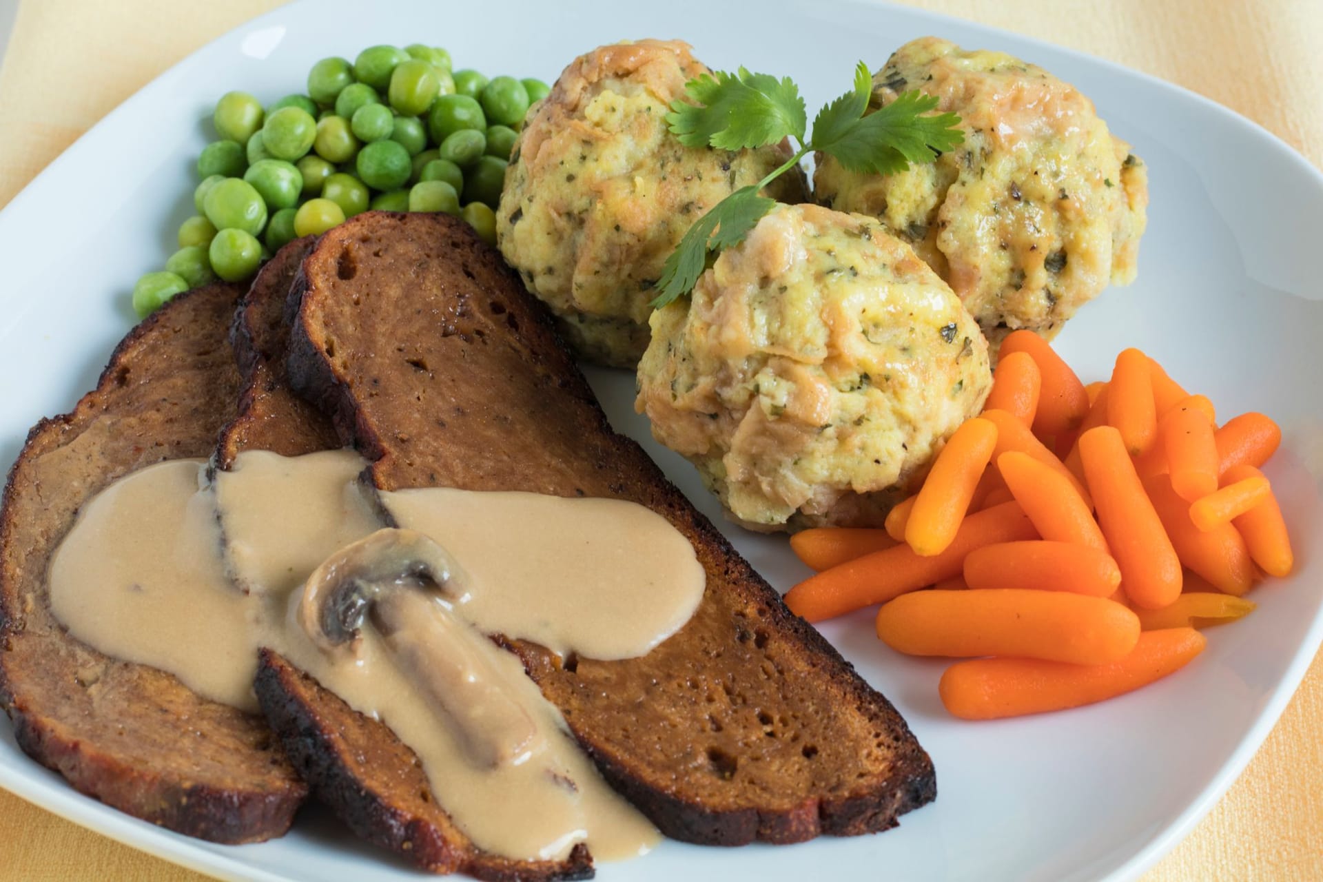 Seitan kann in vielen Gerichten Fleisch ersetzen.