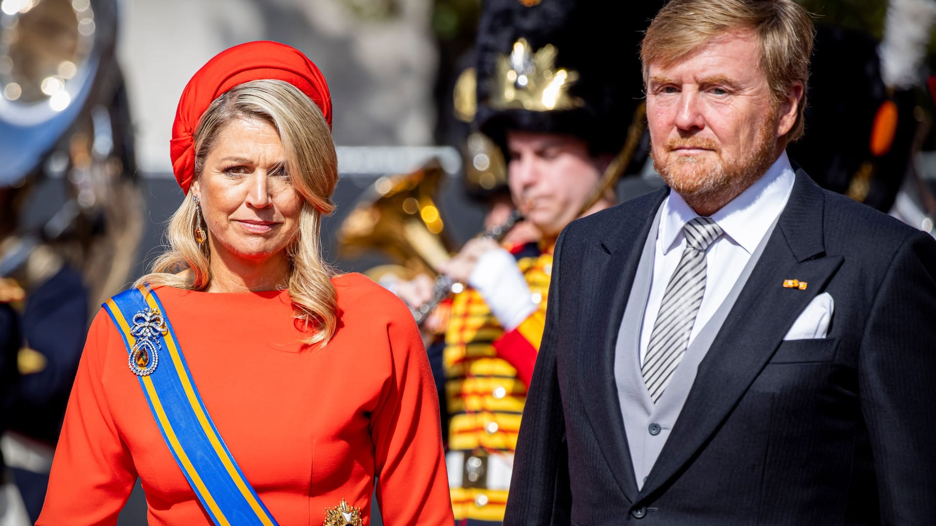 Máxima und Willem-Alexander der Niederlande: Das royale Paar wollte eigentlich gemeinsam nach Amerika fliegen. Máxima und Willem-Alexander der Niederlande: Das royale Paar wollte eigentlich gemeinsam nach Amerika fliegen.
