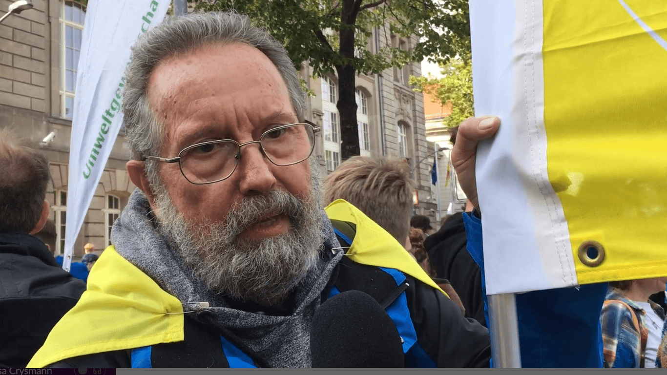 Klimaaktivist in Berlin: Er ist gegen die Atomkraft.