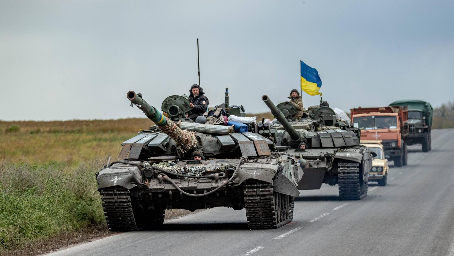 Ukrainische Panzer rücken in Charkiw vor.