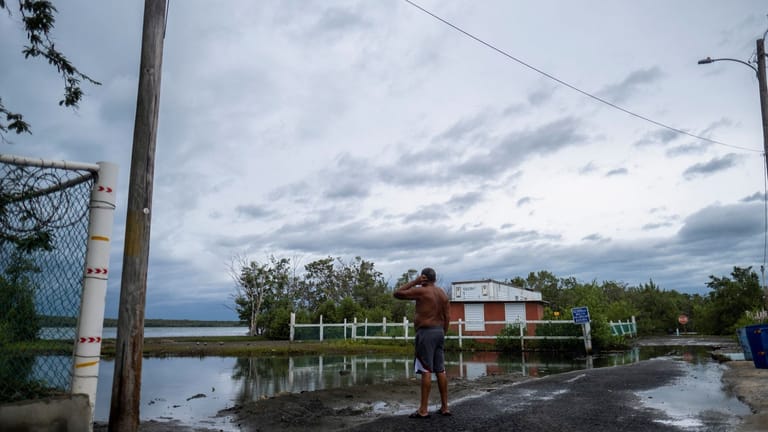 Puerto Rico: Mit dem Hurrikan "Fiona" werden heftige Niederschläge und Überschwemmungen erwartet.