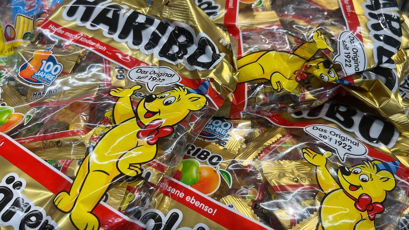 Gummibärchentüten der Marke Haribo: Haribo hat bei vielen Sorten Füllmengenreduzierungen durchgeführt.