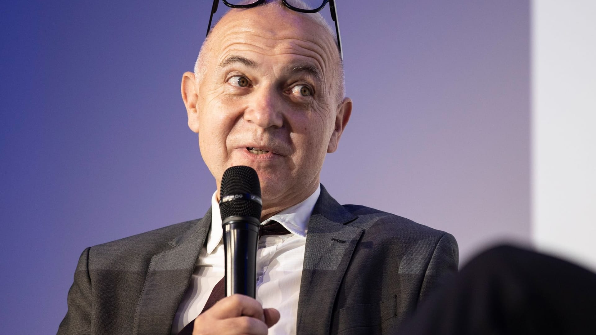 Bernd Neuendorf Bernd Neuendorf