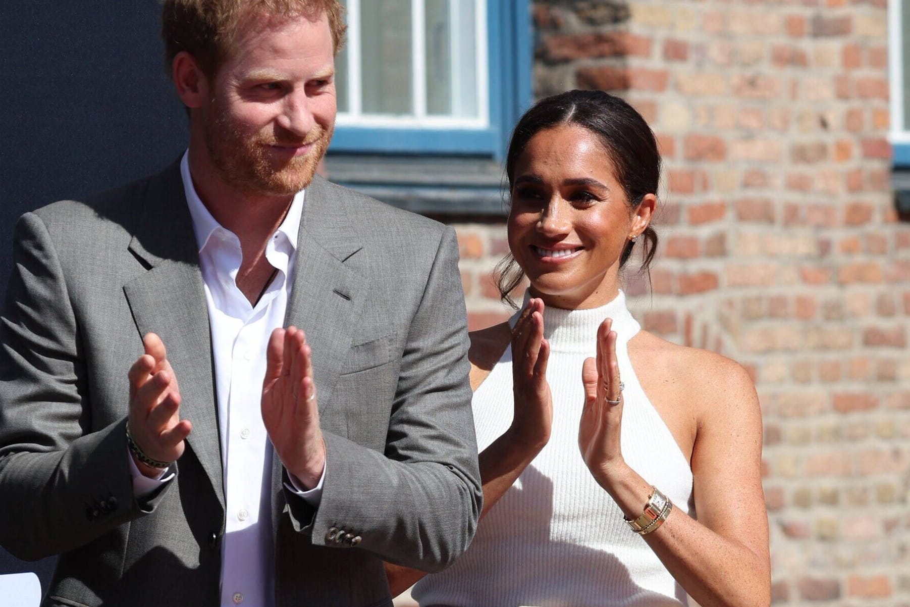Prinz Harry und Herzogin Meghan: Das Paar ist in Düsseldorf gelandet.