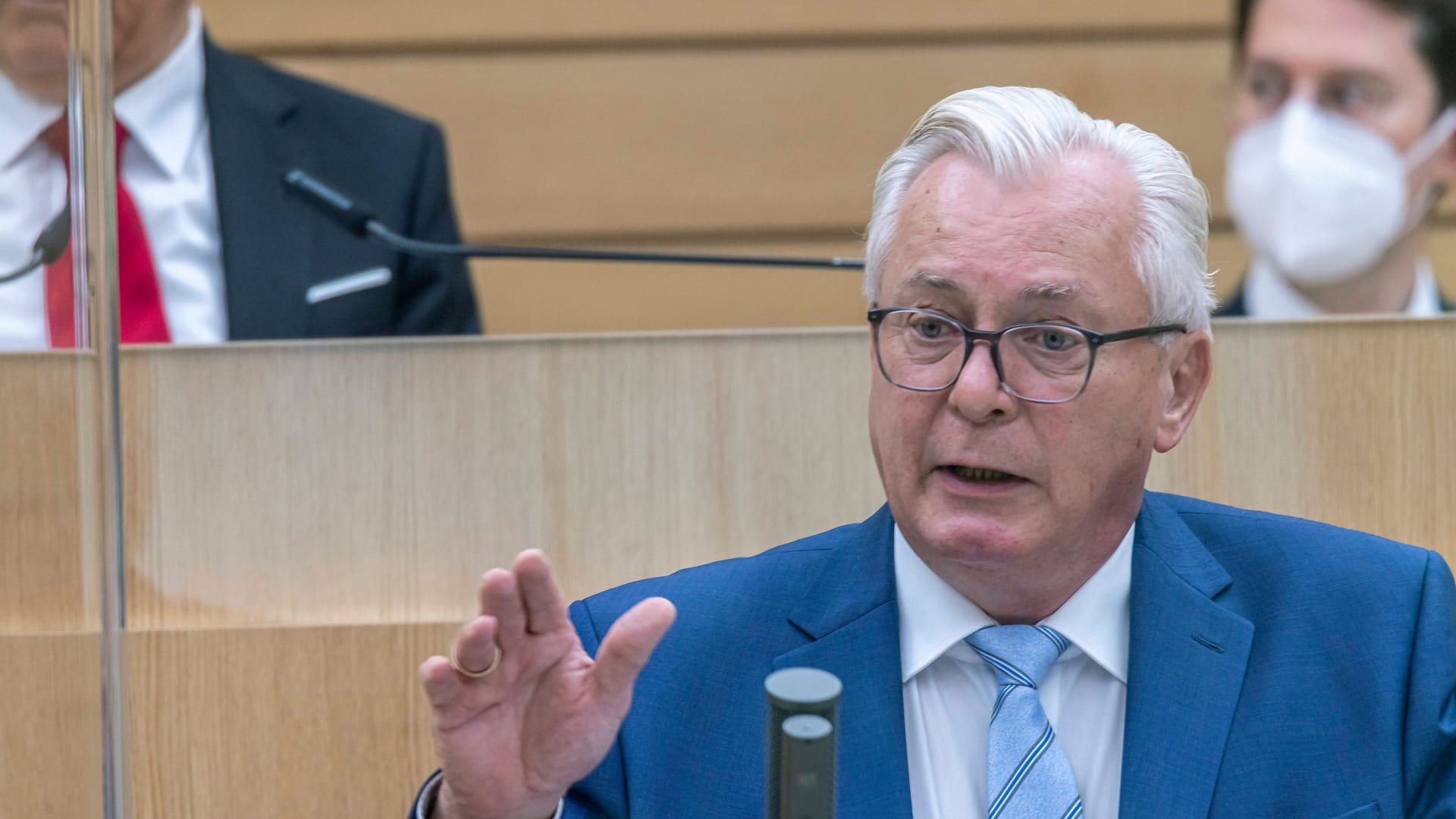 Bernd Gögel im Stuttgarter Landtag (Archivbild): Er will von den Vorwürfen noch nichts wissen. Bernd Gögel im Stuttgarter Landtag (Archivbild): Er will von den Vorwürfen noch nichts wissen.