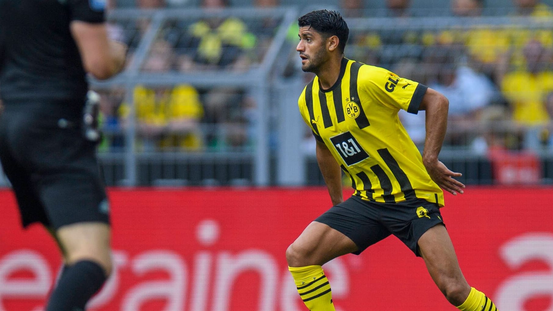 Mahmoud Dahoud (vorne): Auch der Mittelfeldspieler fällt monatelang aus.