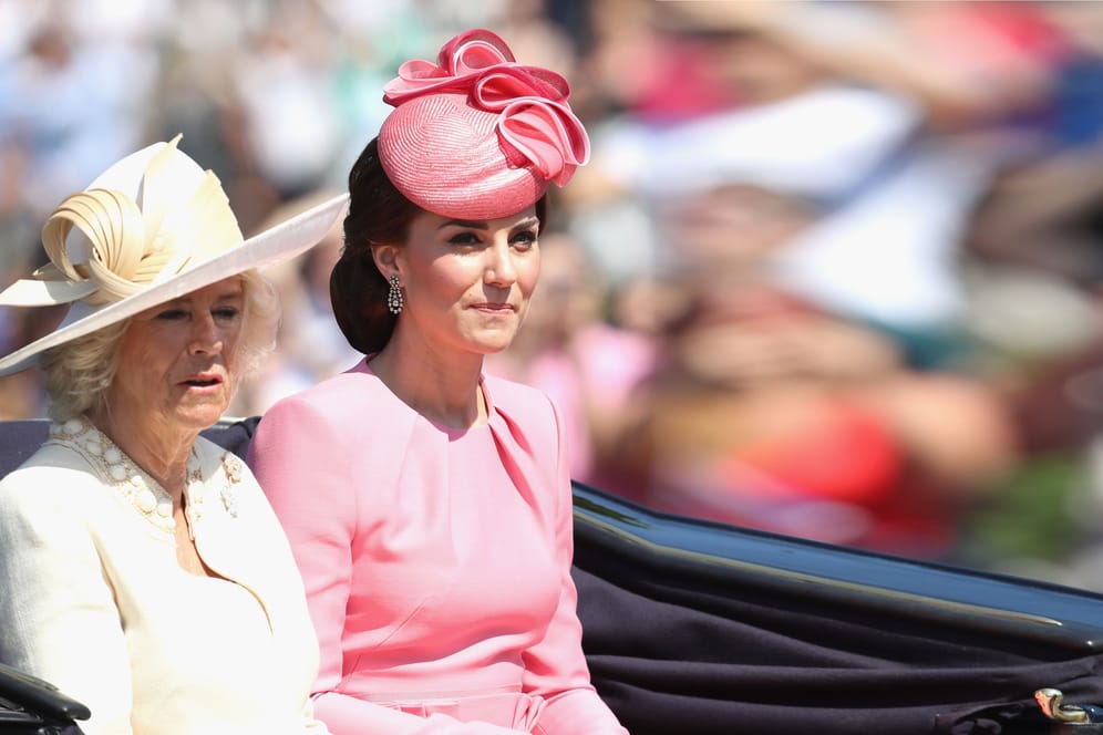Herzogin Kate und Königsgemahlin Camilla: Beide wurden einen Tag nach dem Tod der Queen in der Öffentlichkeit gesehen.