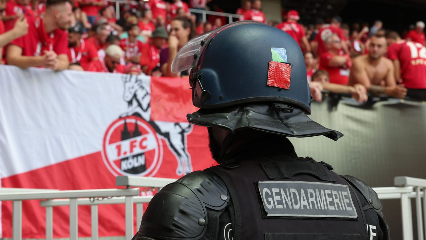 Der 1. FC Köln zu Gast in Nizza: Bereits vor dem Spiel gab es schlimme Krawalle.