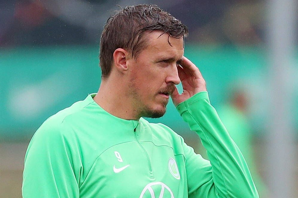 Max Kruse im Training beim VfL Wolfsburg: Der Angreifer hat sich eine Blessur zugezogen.