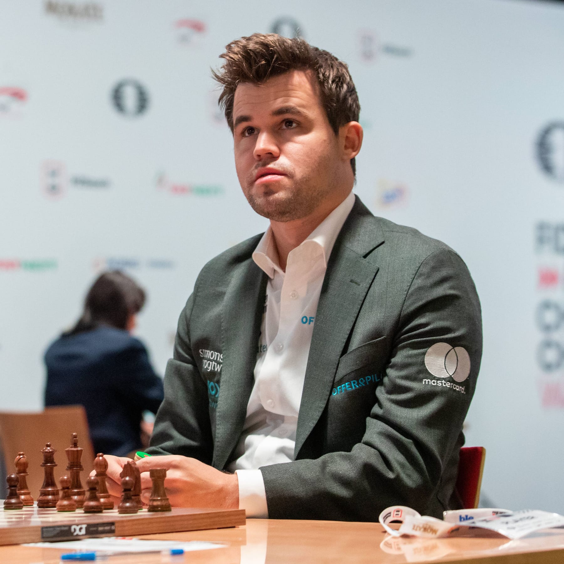 Magnus Carlsen bleibt im Schach in 101. Partie am Stück