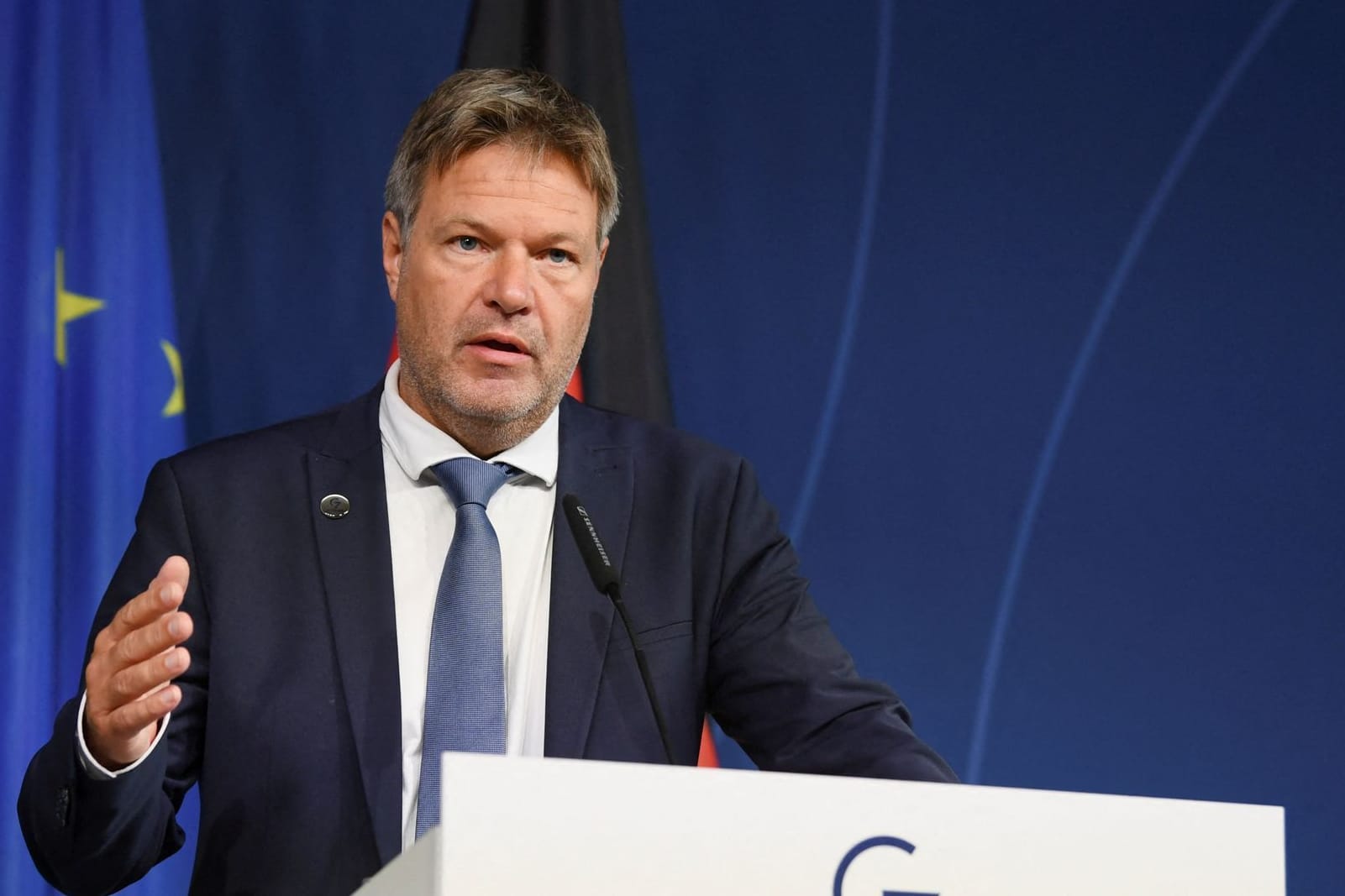 Wirtschaftsminister Robert Habeck: Die von ihm vorgeschlagene Gasumlage ist umstritten.