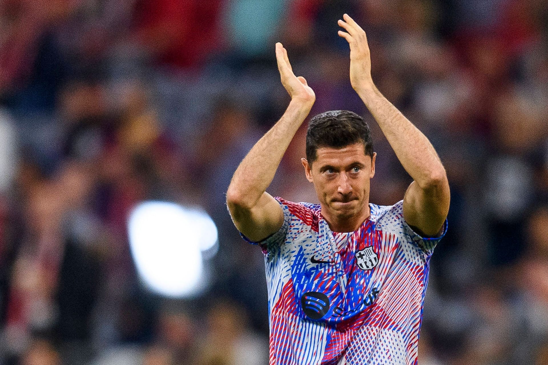 Robert Lewandowski: Der Pole steht nun im Trikot des FC Barcelona in der Allianz Arena.